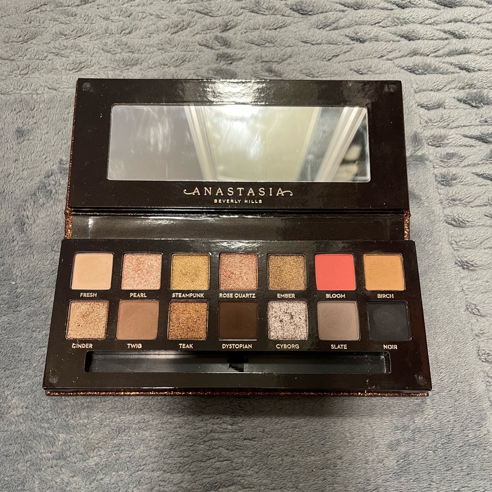 Anastasia Beverly Hills Sultry Palette